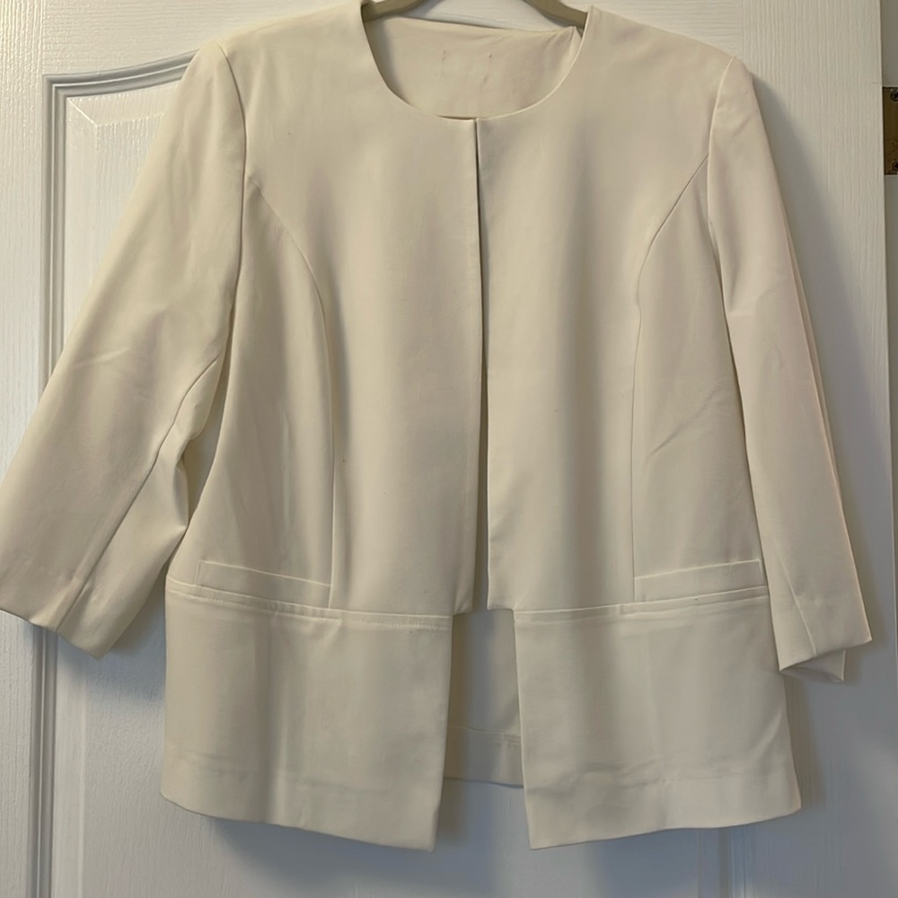 Crepe jacket , 3/4 sleeves